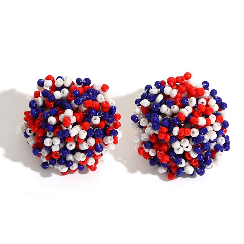 Norvo | Lys og morsom håndlaget multicolor perle pompom stud øredobber