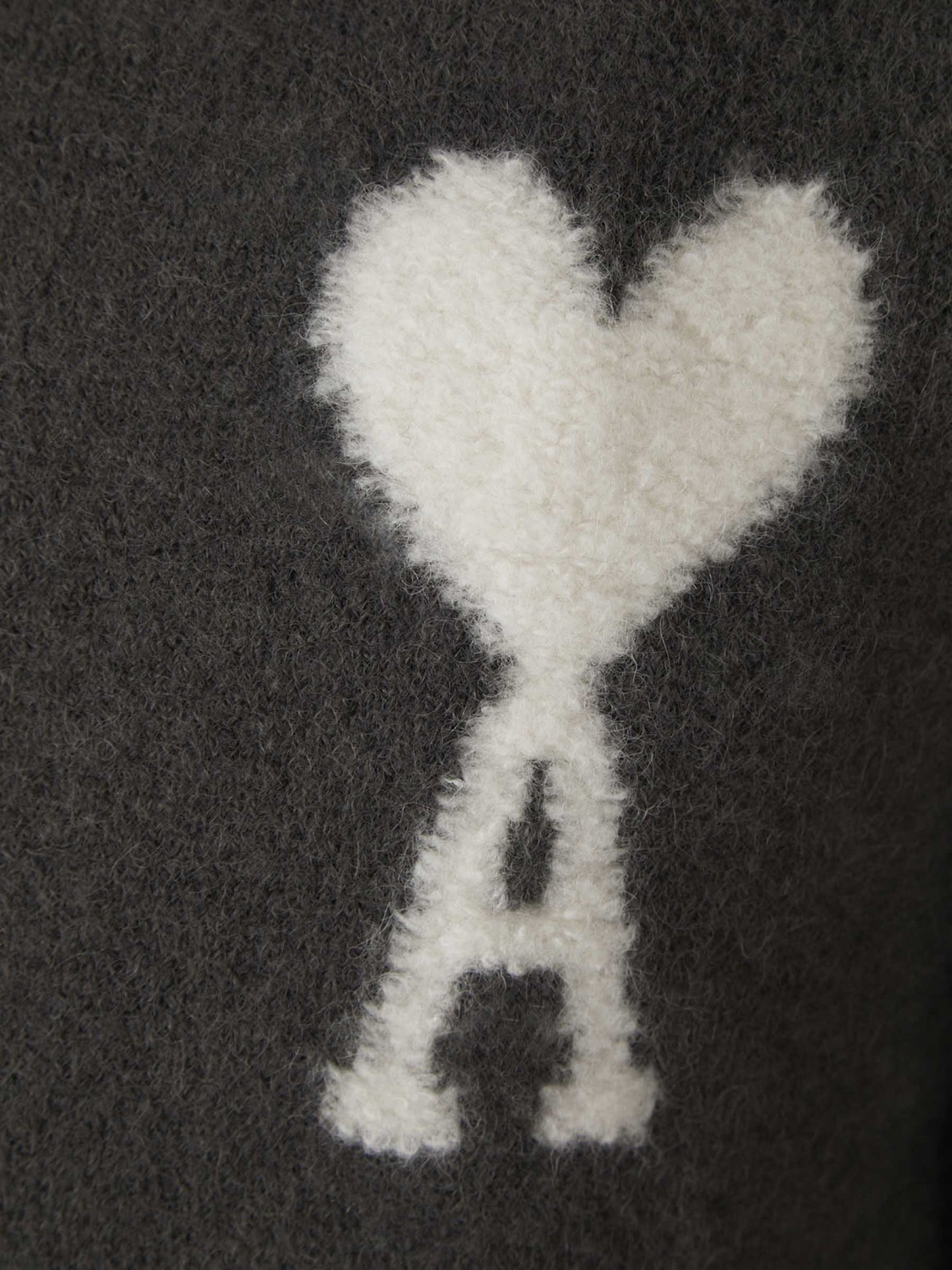 Norvo | Hjerte brodert genser