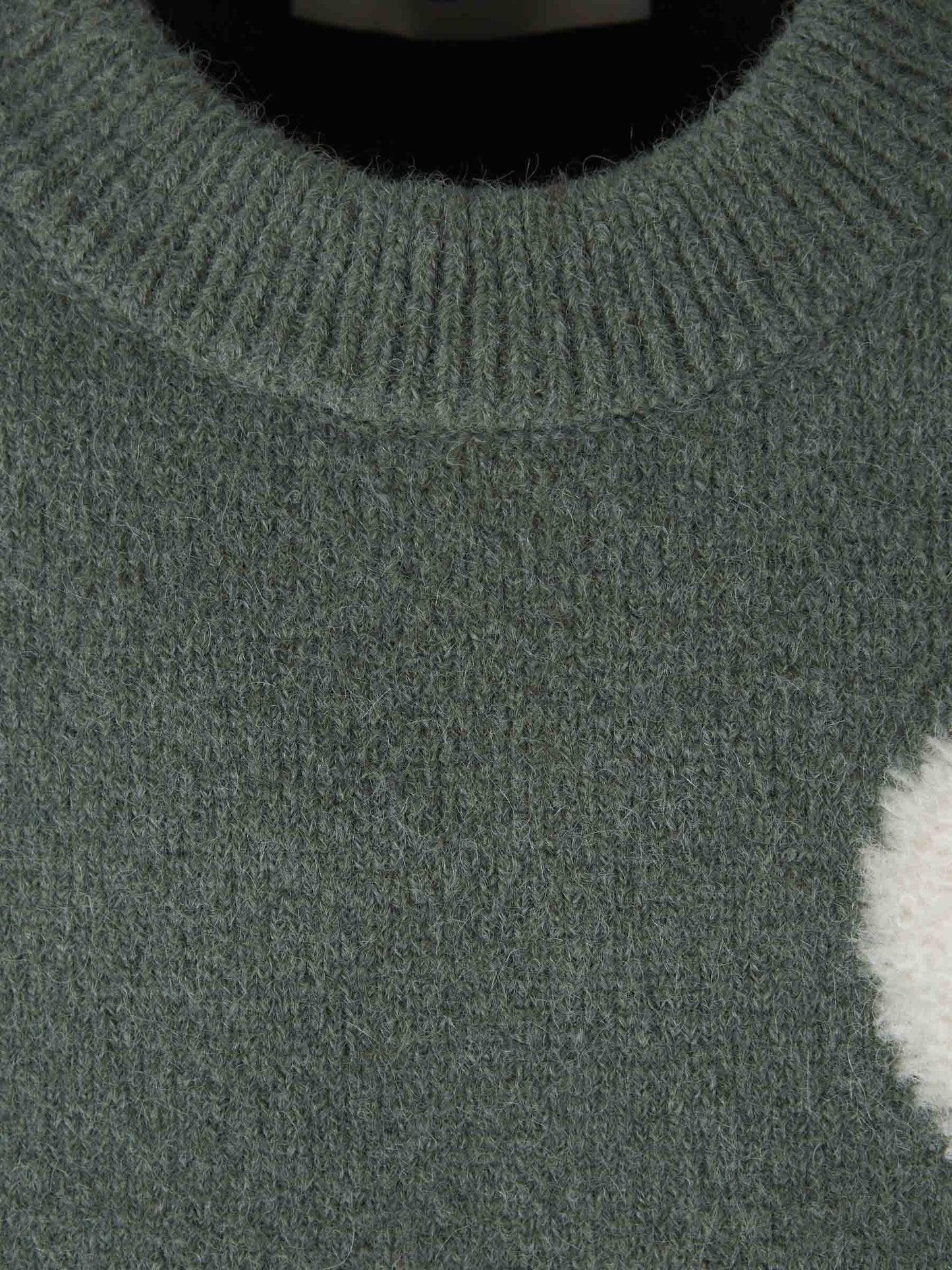 Norvo | Hjerte brodert genser