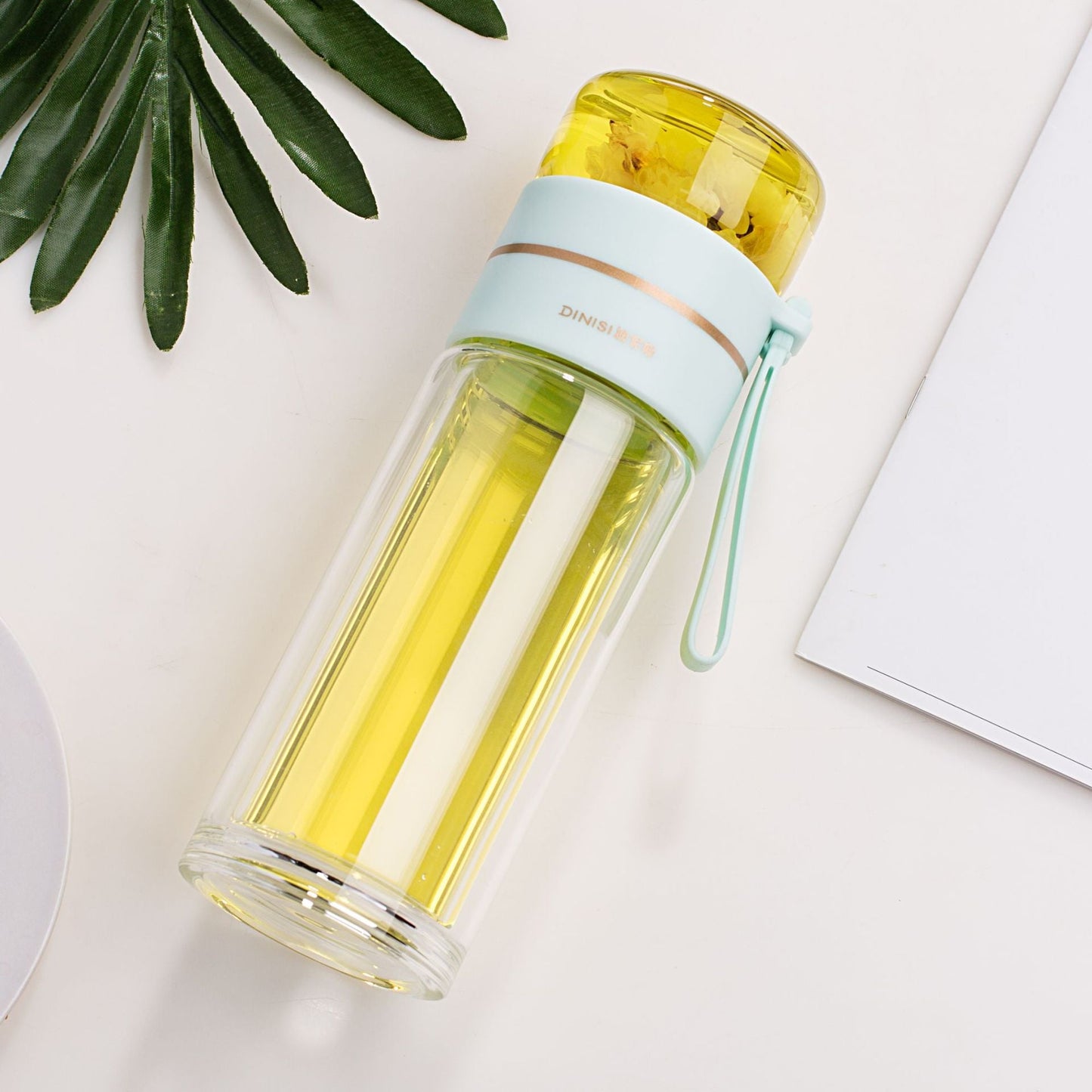 Norvo teinfuser i krystallklart glass
