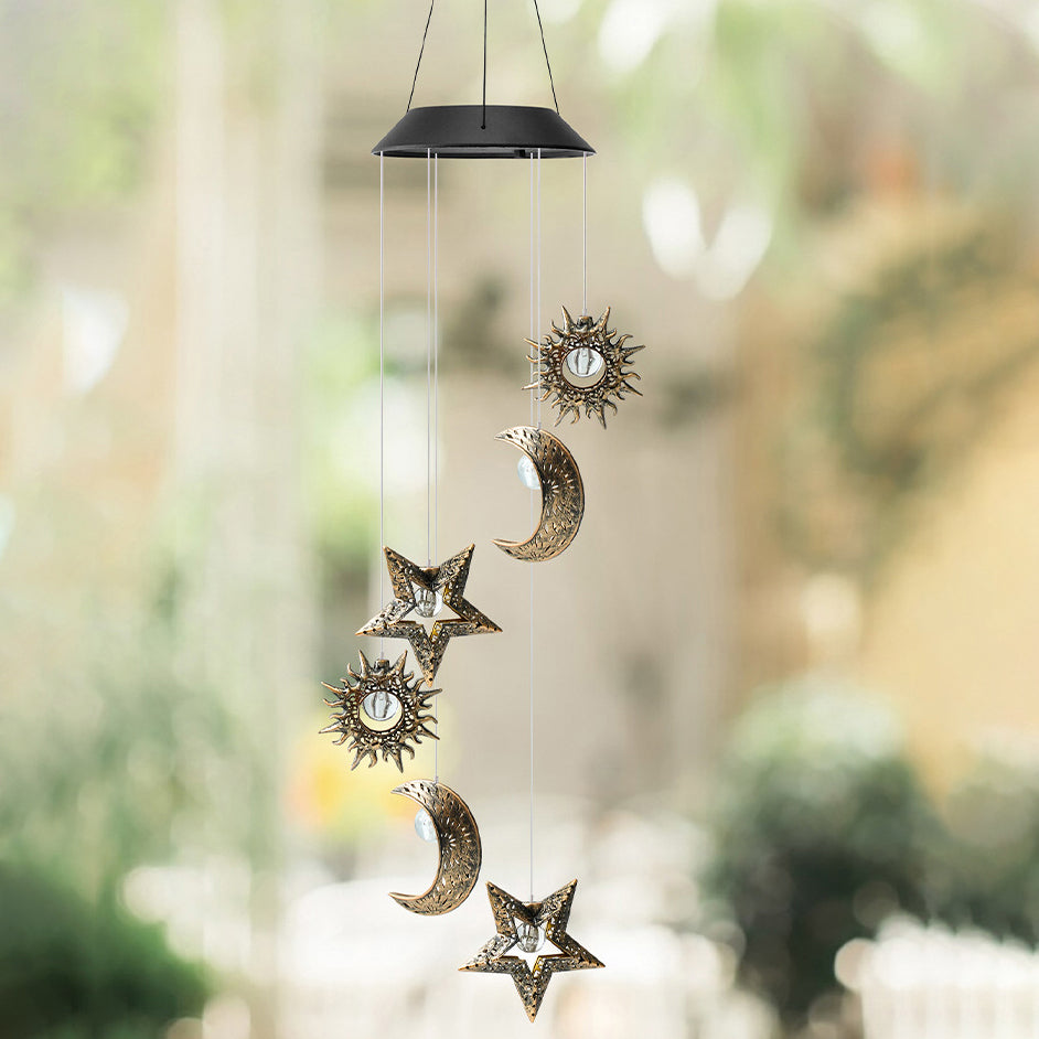 Norvo | Moderne Boho Sol Vanntett ABS Metall Måne Sol Stjerne Dekorasjon Vindklokke Hengende LED Utebelysning Landskapsbelysning for Utendørs Terrasse