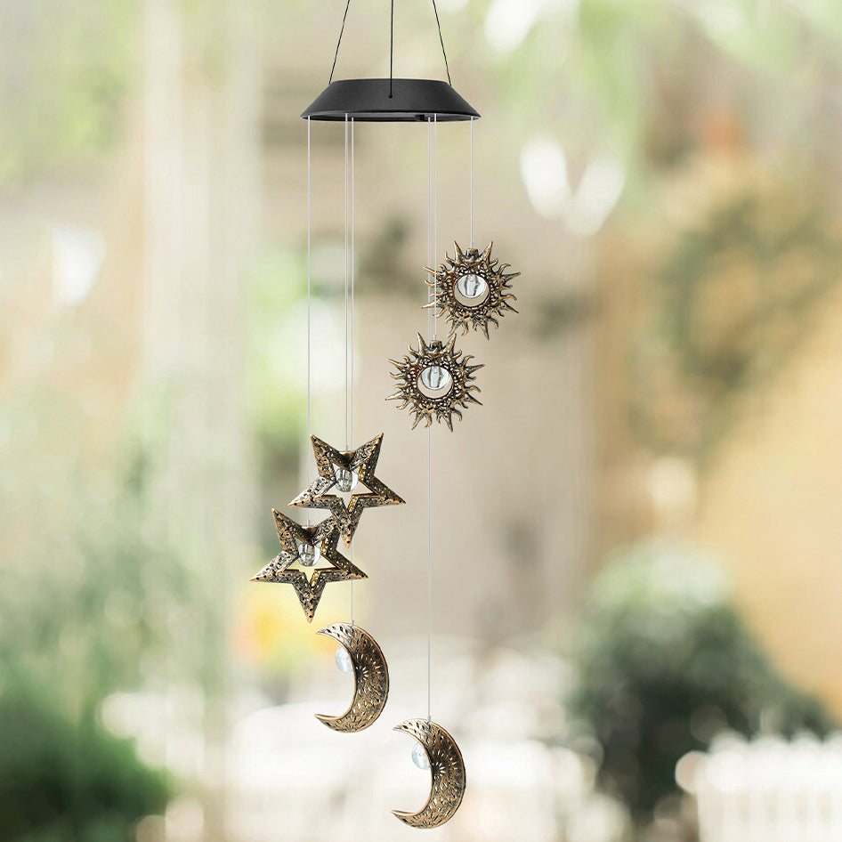 Norvo | Moderne Boho Sol Vanntett ABS Metall Måne Sol Stjerne Dekorasjon Vindklokke Hengende LED Utebelysning Landskapsbelysning for Utendørs Terrasse
