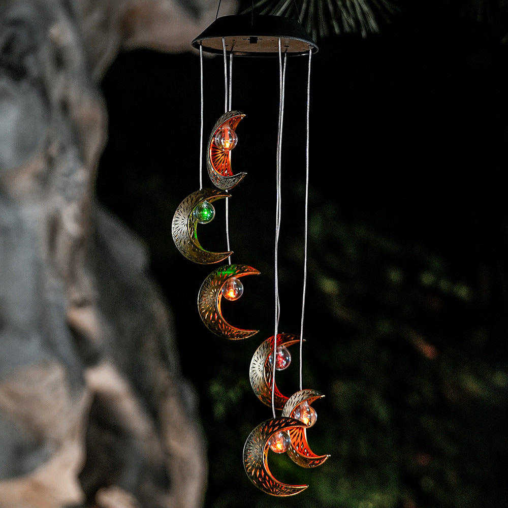 Norvo | Moderne Boho Sol Vanntett ABS Metall Måne Sol Stjerne Dekorasjon Vindklokke Hengende LED Utebelysning Landskapsbelysning for Utendørs Terrasse