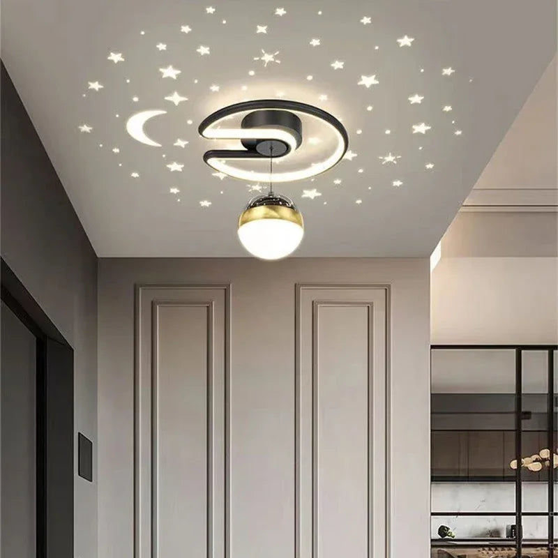 LED Taklampe med Stjernesky – Moderne Kronelys Design for Barnerom og Stuer