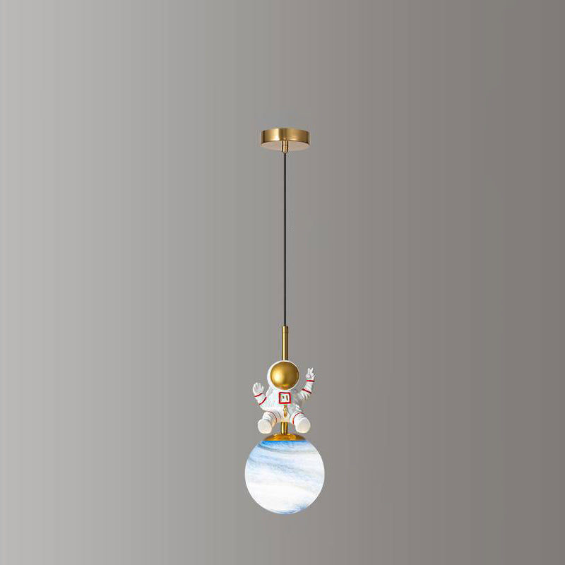 Norvo | Moderne Nordic Barne Orb Astronaut Jern Harpiks 1-Lys Pendellampe for Soverommet