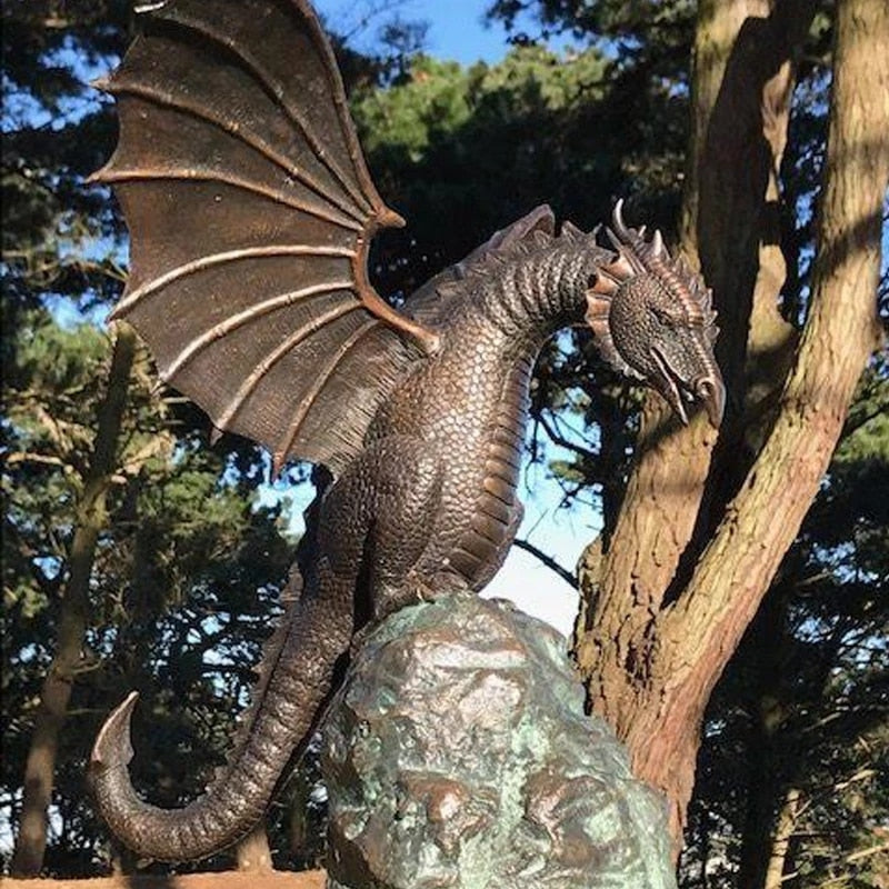 Norvo | Majestetisk ildpustende drageskulptur fontene