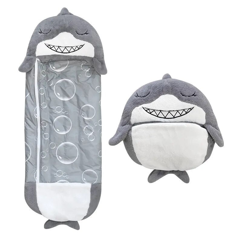 Plush leketøy og sovepose i ett for varme, trygge netter