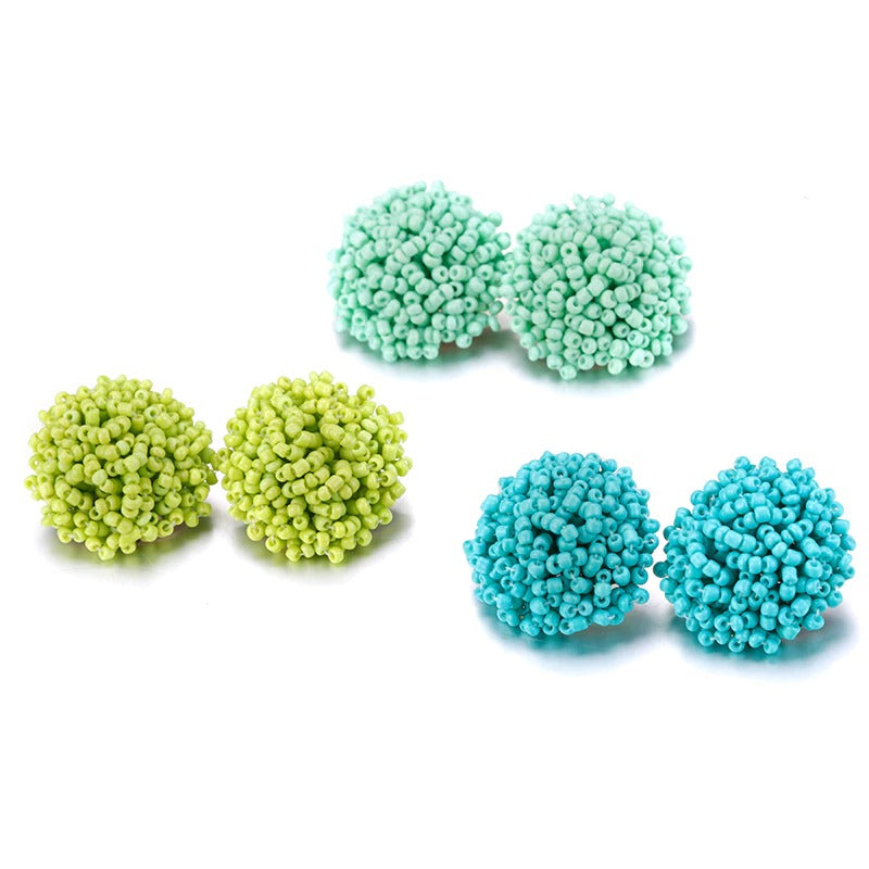 Norvo | Lys og morsom håndlaget multicolor perle pompom stud øredobber