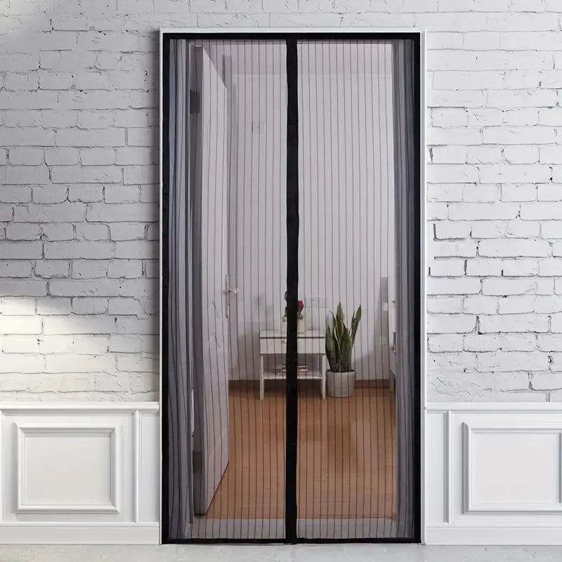 BugGuard | Magnetic insect protection door