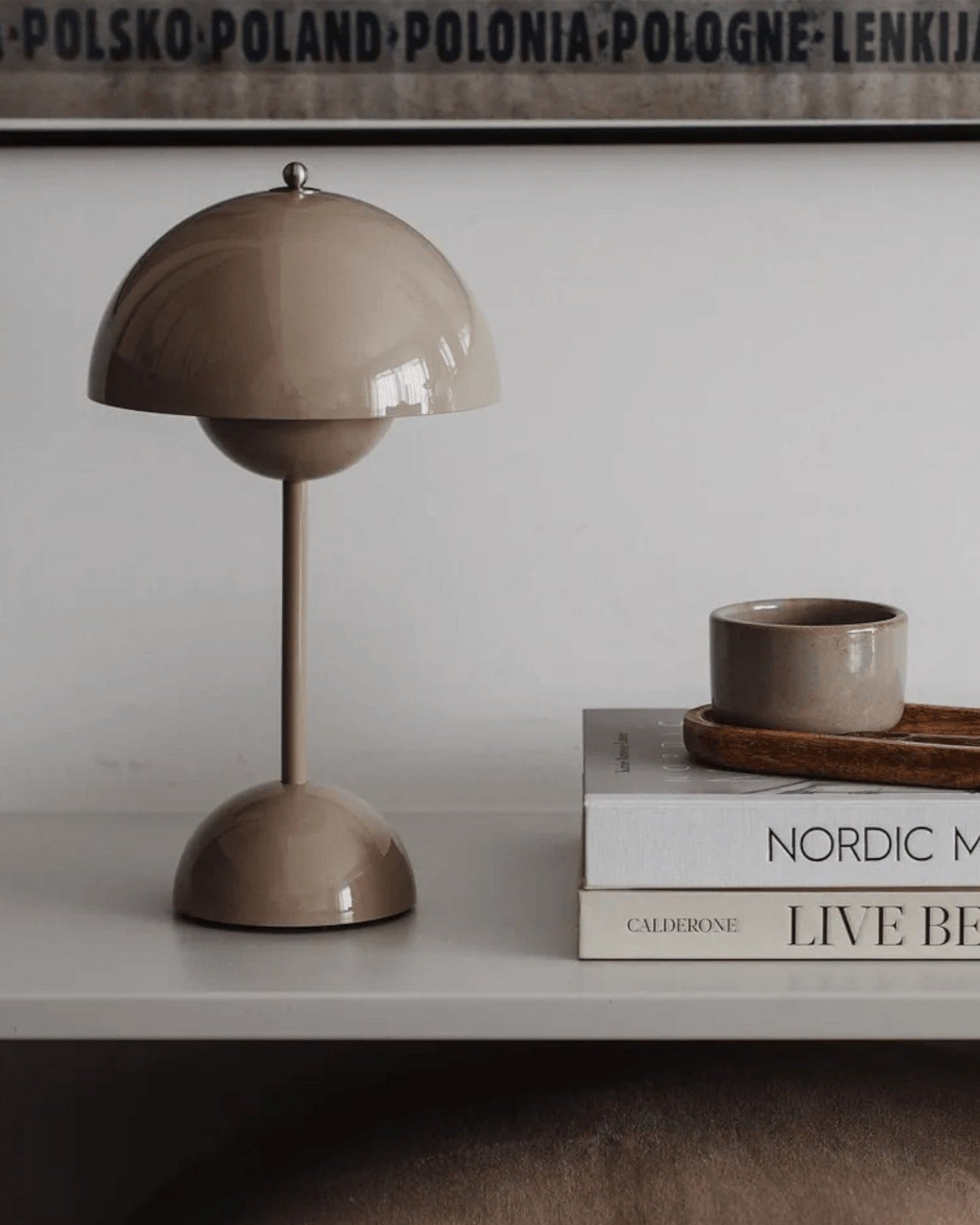 Norvo | Dimbar LED Lampe – Elegant og Funksjonell Belysning