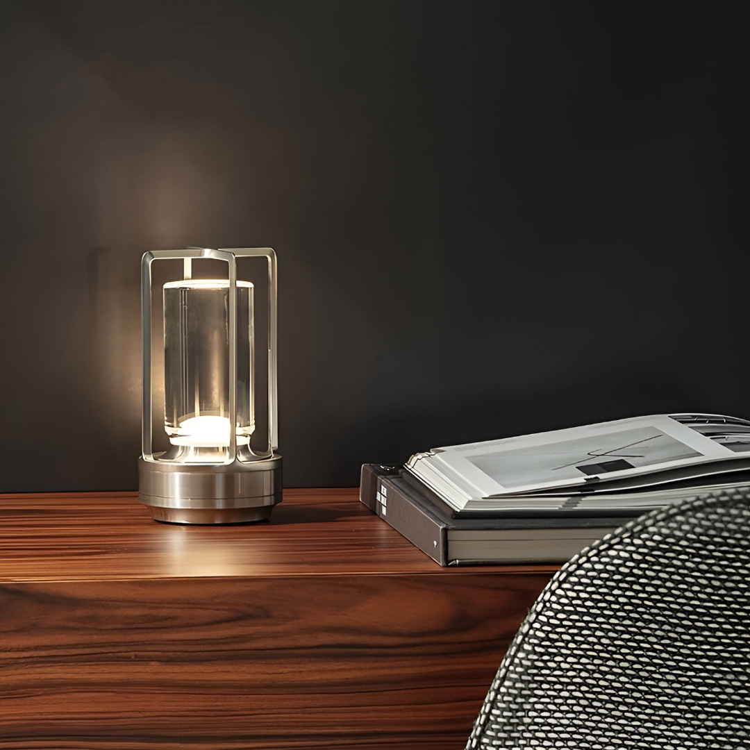 Norvo - Vanntett og bærbar bordlampe, belyst med stil