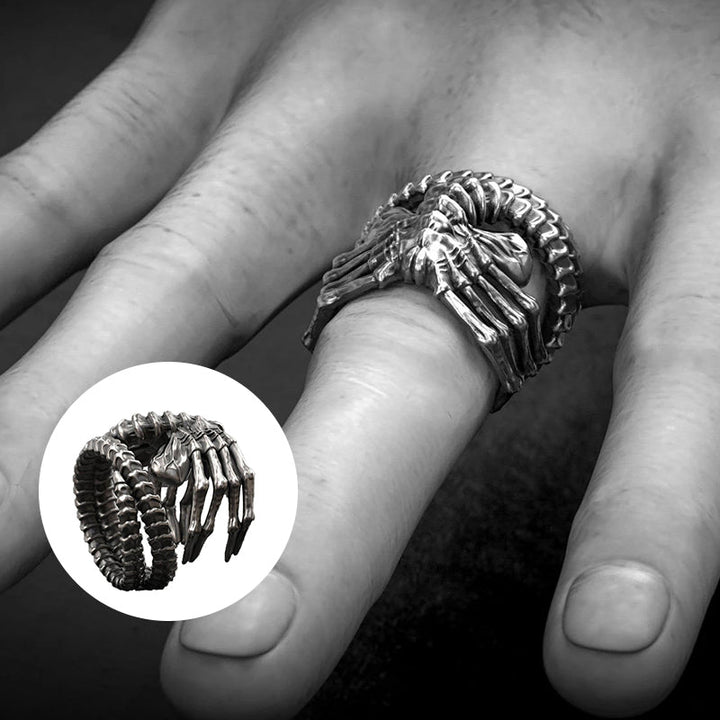 Skanto | Alien-Facehugger-Ring