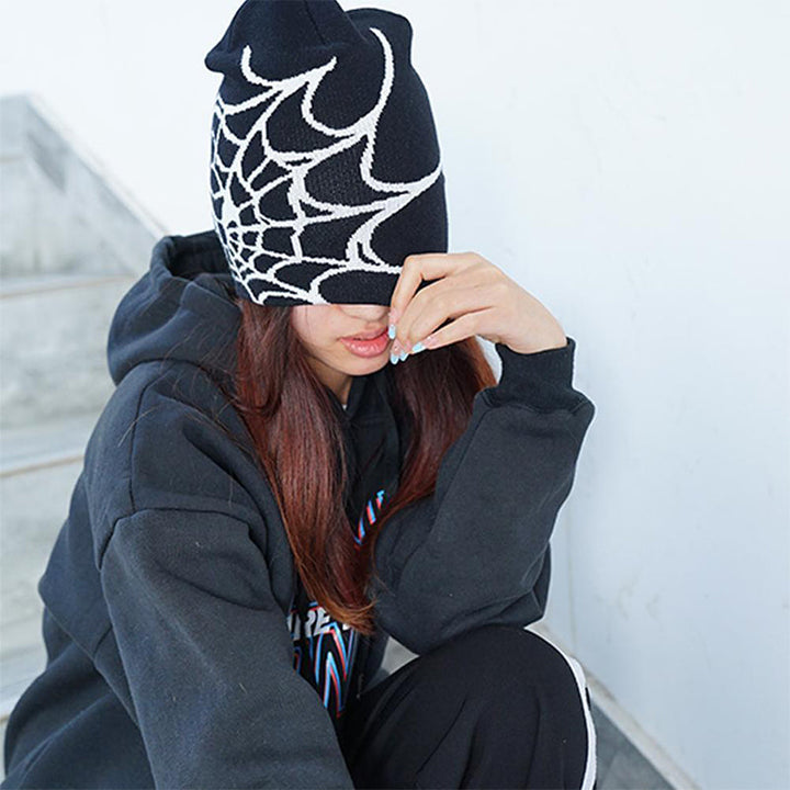 Skanto | Spiderweb Beanie