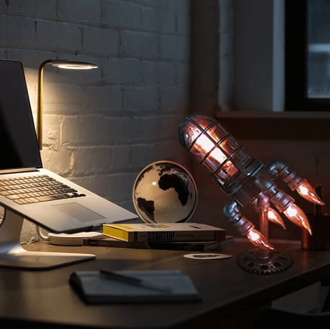 Skanto | VINTAGE STEAMPUNK ROCKLAMPE