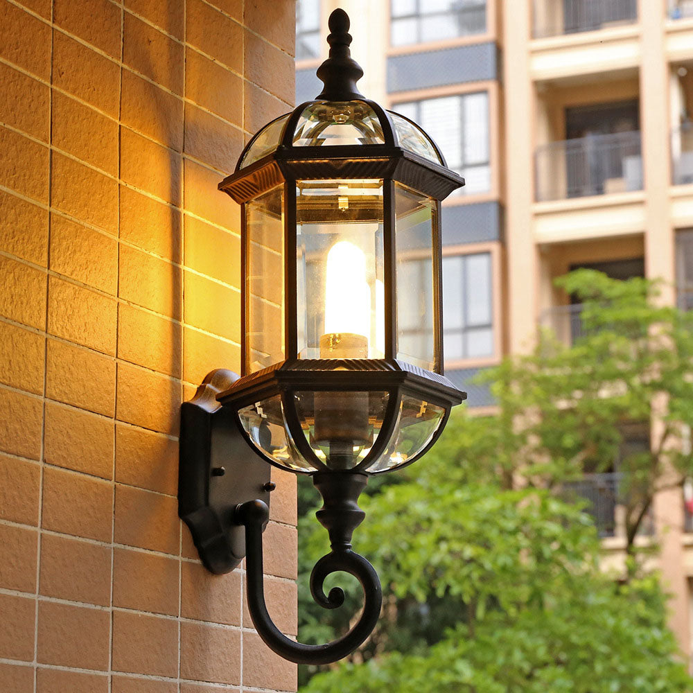 Tradisjonell Vintage Vanntett Hexagonal Aluminium Glass 1-Lykt Utendørs Vegglampe For Hage | Skanto