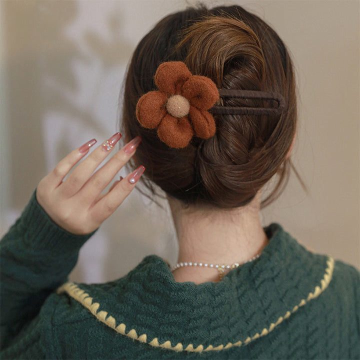 Elegant Plush Flower Hairpins Skanto