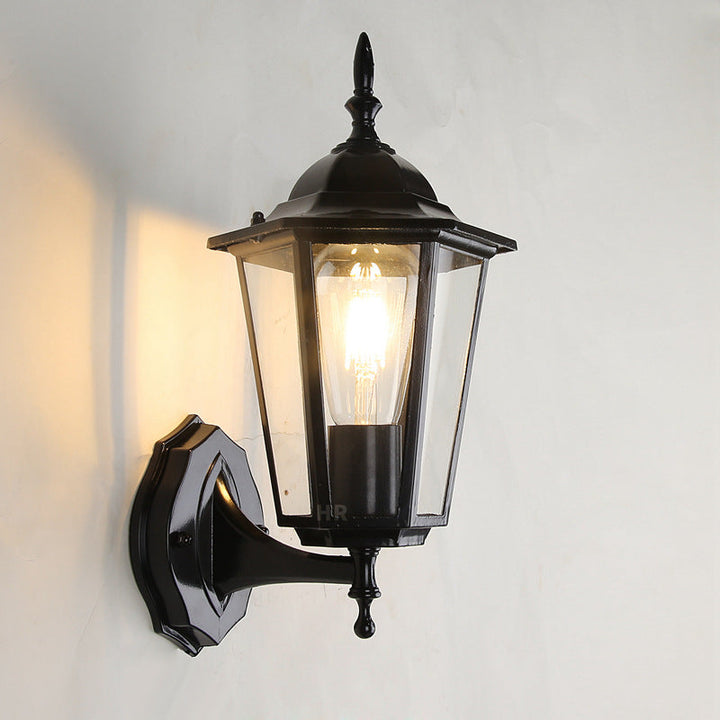 Moderne industriell hexagonal aluminiumsramme frostet glass 1-lykt utendørs vegglampe for hage | Skanto