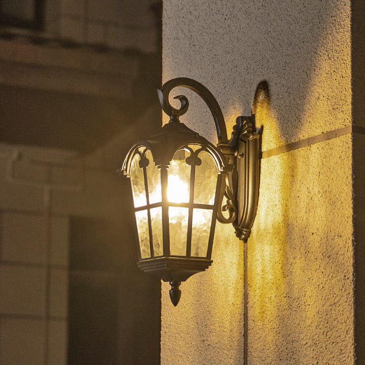Tradisjonell europeisk kvadrilateral vindusformet aluminiums glass 1-lyskilde vegglampe for utendørs patio | Skanto