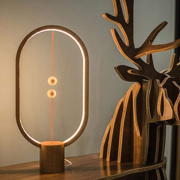 Tao - Moderne Nordisk Magnetisk Balans LED Lampe | Skanto