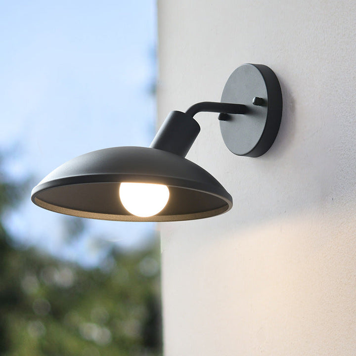 Moderne Minimalistisk Vanntett Rund Jern 1-Lys Vegglampe For Utendørs Patio | Skanto
