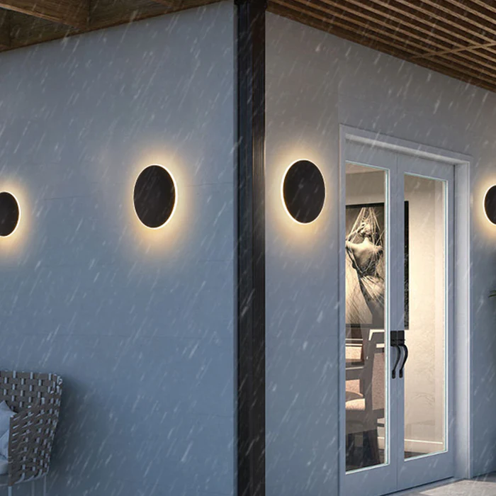Elegant LED vegglys for utendørs bruk - Minimalistisk rund design | Skanto