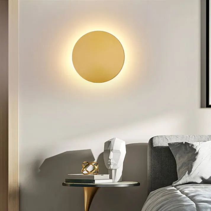 Skanto | Rund Vegglampe i Moderne Design