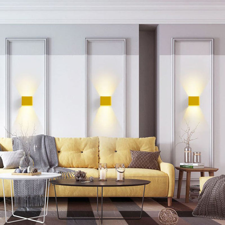LumiBox - Firkantet LED Vegglampe | Modern Design i Svart, Hvit og Grønn for Soverom og Stue | Skanto