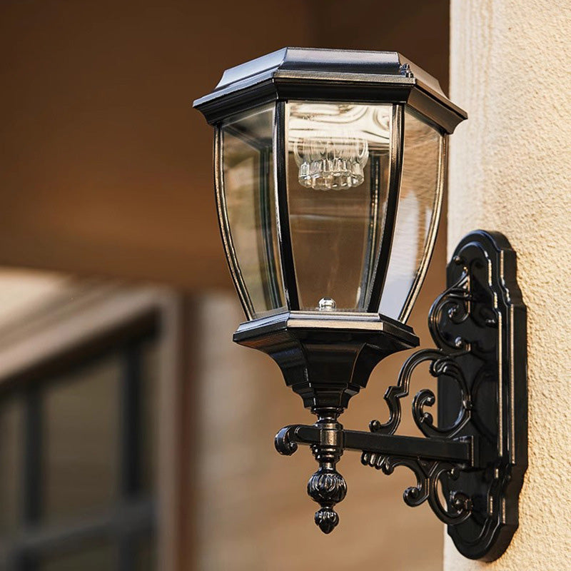 Tradisjonell europeisk aluminium glass LED sol vanntett vegglampe for utendørs patio | Skanto