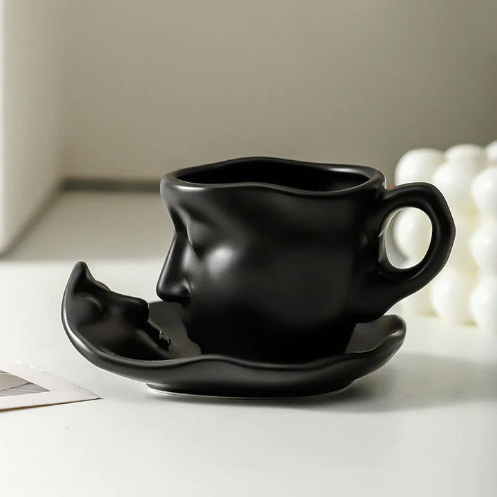Metall Berørende Ansikt Kreativ Keramikk Kyss Kaffe Kopp, Kunstnerisk Stemning Mugge & Underkop Sett | Skanto