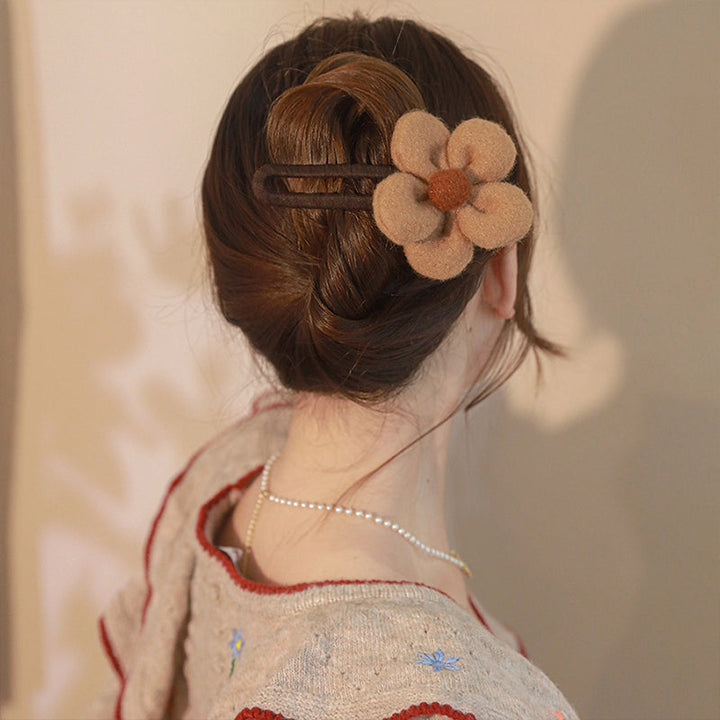 Elegant Plush Flower Hairpins Skanto
