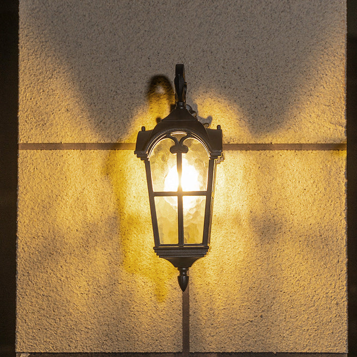Tradisjonell europeisk kvadrilateral vindusformet aluminiums glass 1-lyskilde vegglampe for utendørs patio | Skanto