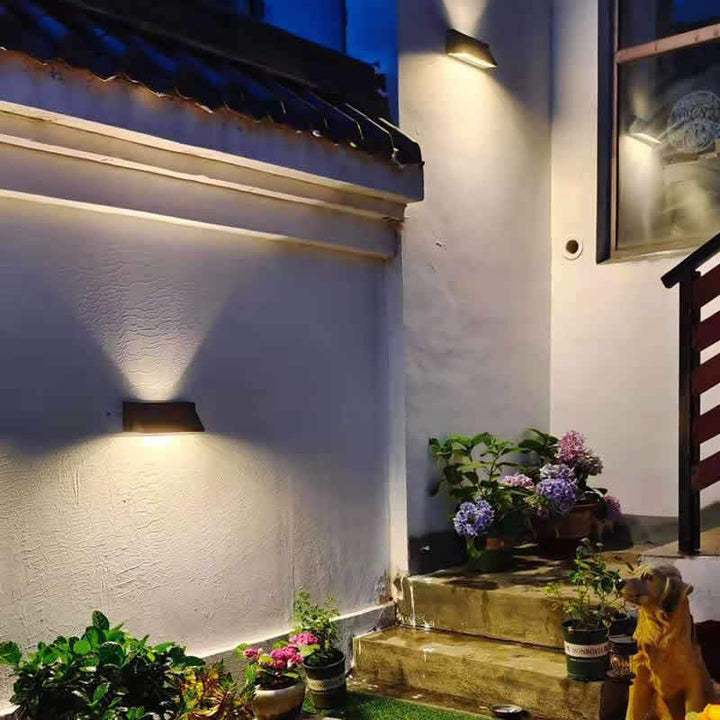 Utendørs solbelyst vanntett rektangulær skrå LED terrassevegglampe | Skanto