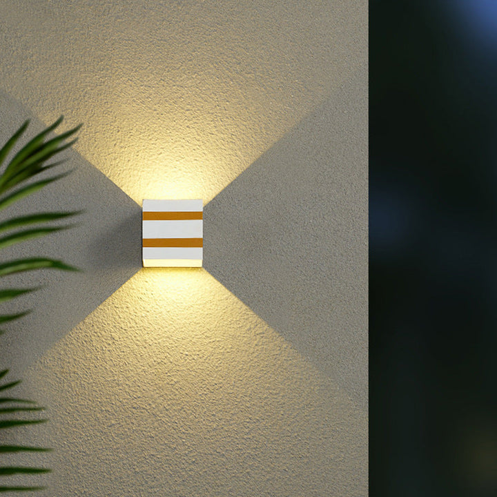 Utendørs minimalistisk firkantet kube aluminiums vanntett LED vegglampe | Skanto
