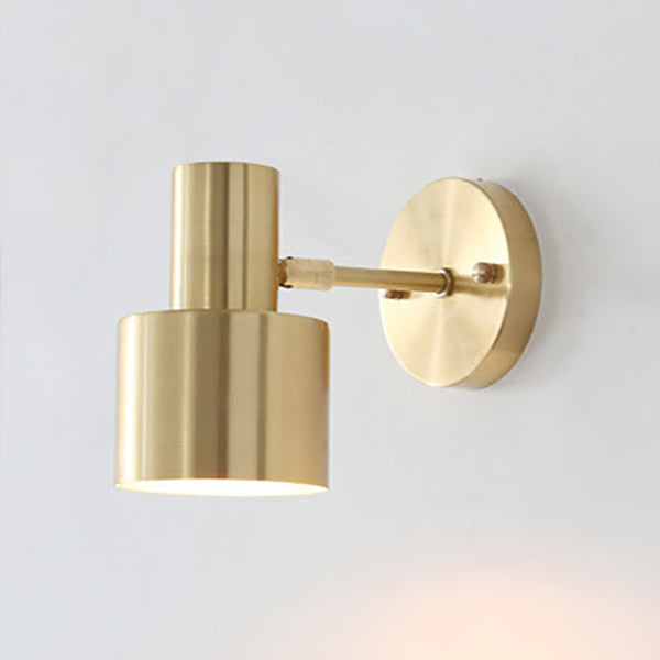 Moderne Gullvegglampe - Minimalistisk Metalldesign for Luksuriøse Interiører | Skanto