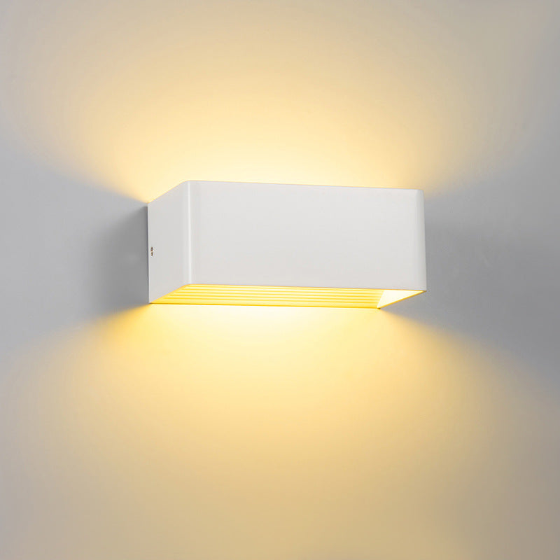 Skanto | Laurion – Moderne Kube Vegglampe | LED Ambientelys for Stue & Soverom