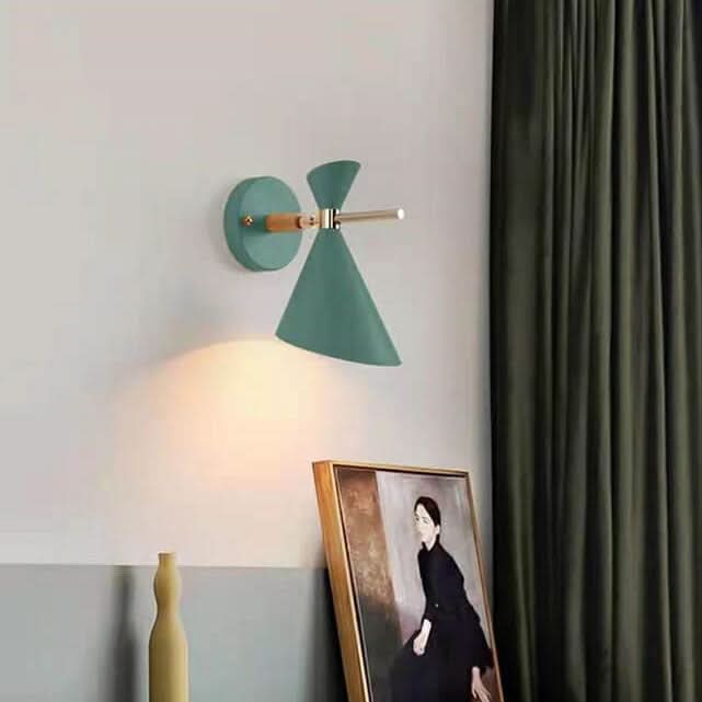 Skanto | Minimalistisk Vegglampe – Moderne Horndesign Lampe