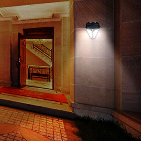 Skanto | Solenergi Intelligent Trekant Utendørs Vanntett Kroppssensor Patio LED Vegglampe