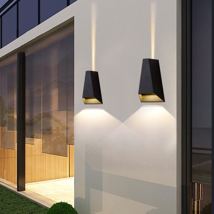 Moderne Kreativ Trapezform Opp og Ned Opplyst LED Utendørs Vegglampe | Skanto