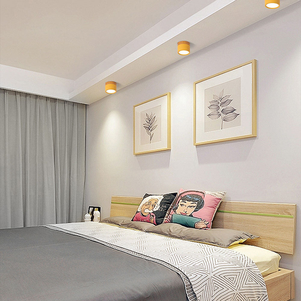 Skanto | Taklampe med rosa flush trefinish