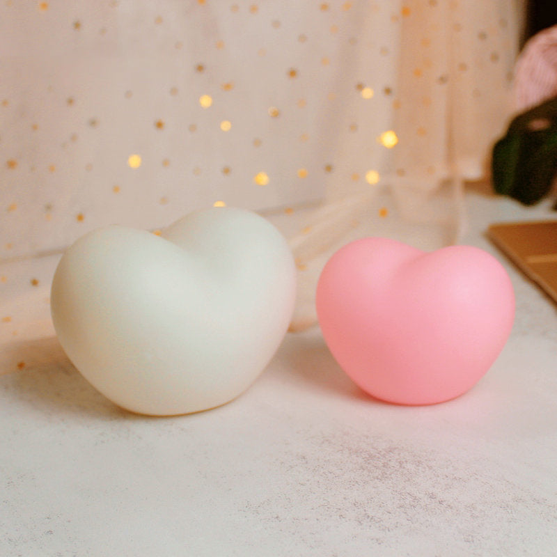 Skanto | LuvSphere Silikon LED Nattlys | Hjerteformet Design | Bordlampe | Varm Stemningslys | Dekorativ