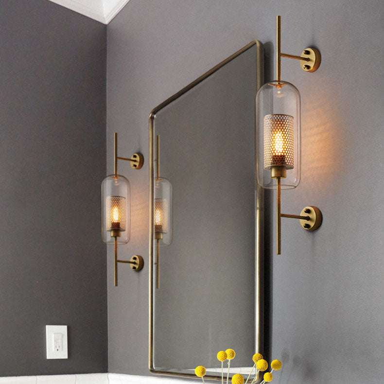 Norvo Industriell Vegglampe | Sylinderformet Glasskjerm | Jernramme | Dekor for Soverom og Stuer