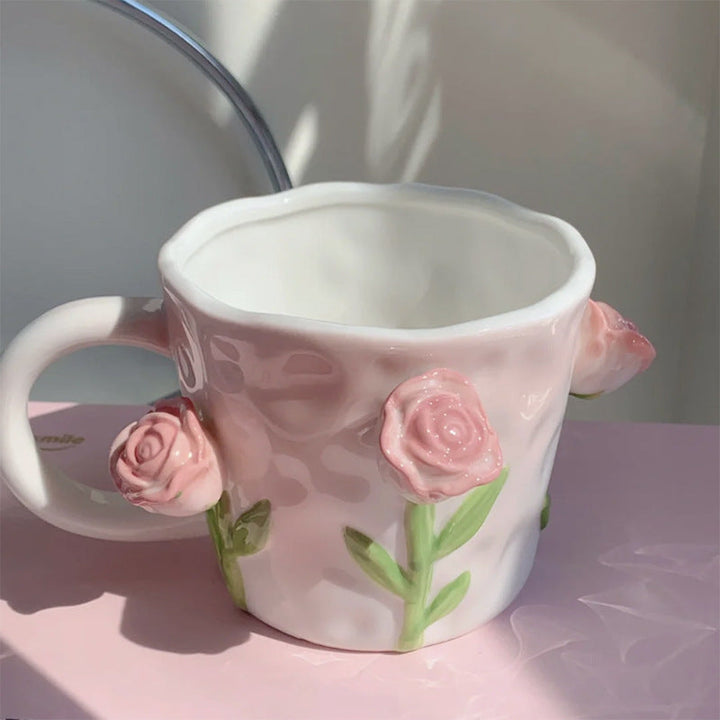 Kunstnerisk 3D blomst keramisk krus – Fangende tulipan- og rose-design | Skanto
