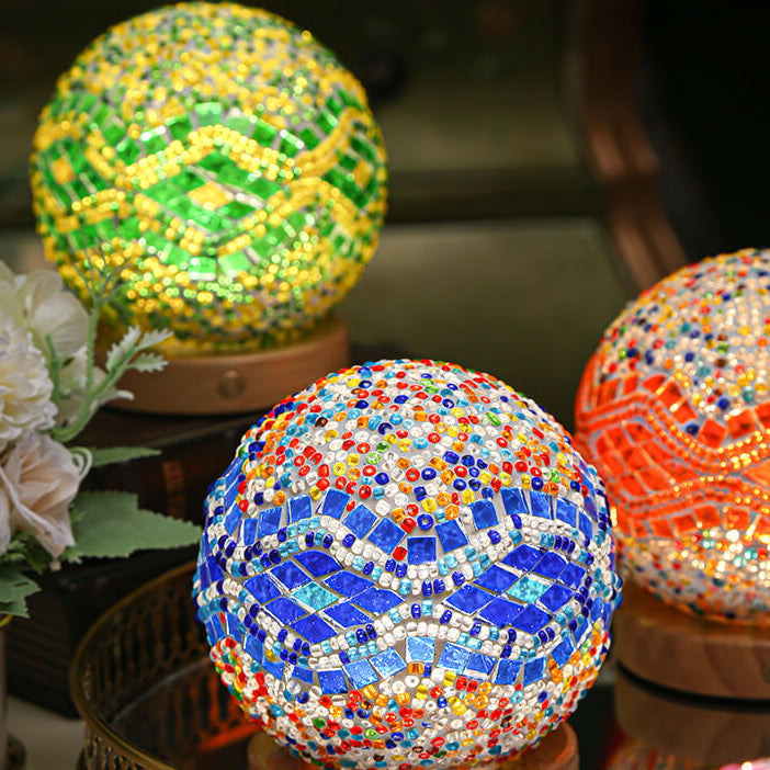 Skanto | BohoGlow – Moderne Bohemsk Bordlampe med USB-lading
