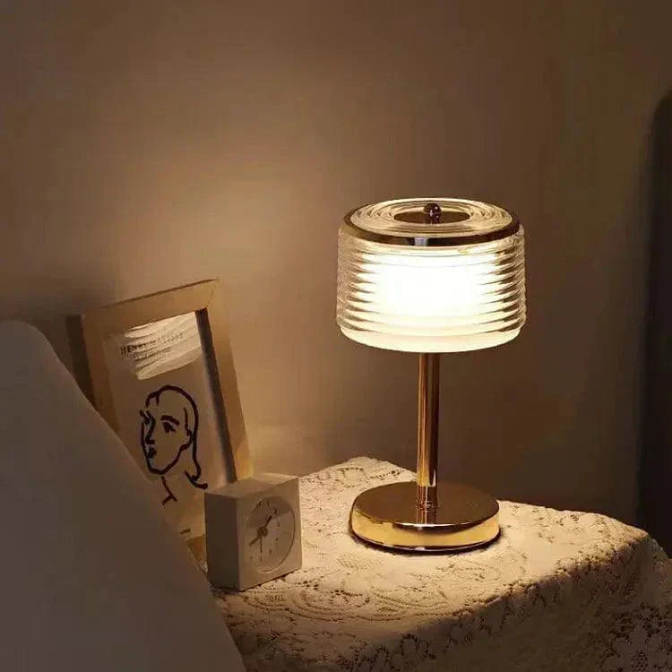 Skanto | LumaRing - Stilig Bordlampe med Rene Linjer