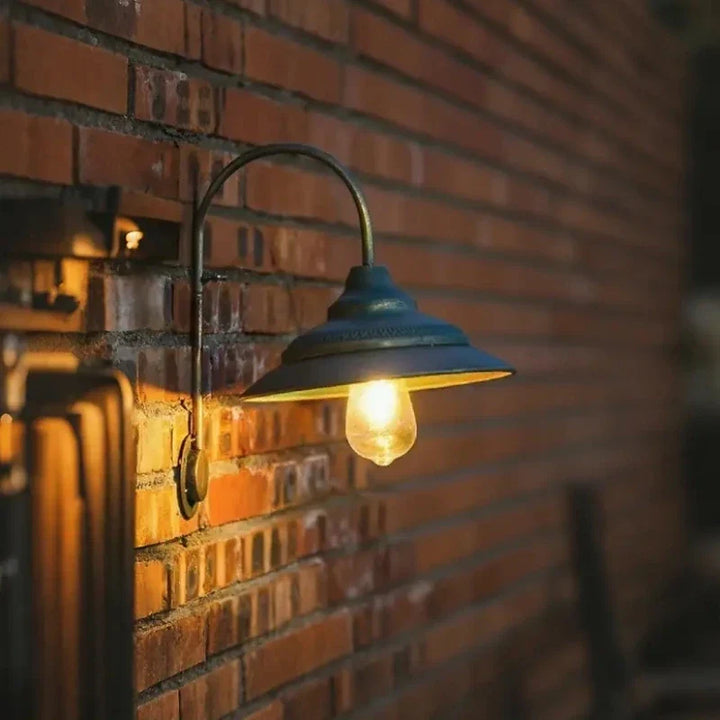 Skanto | SolaHeritage Vegglampe