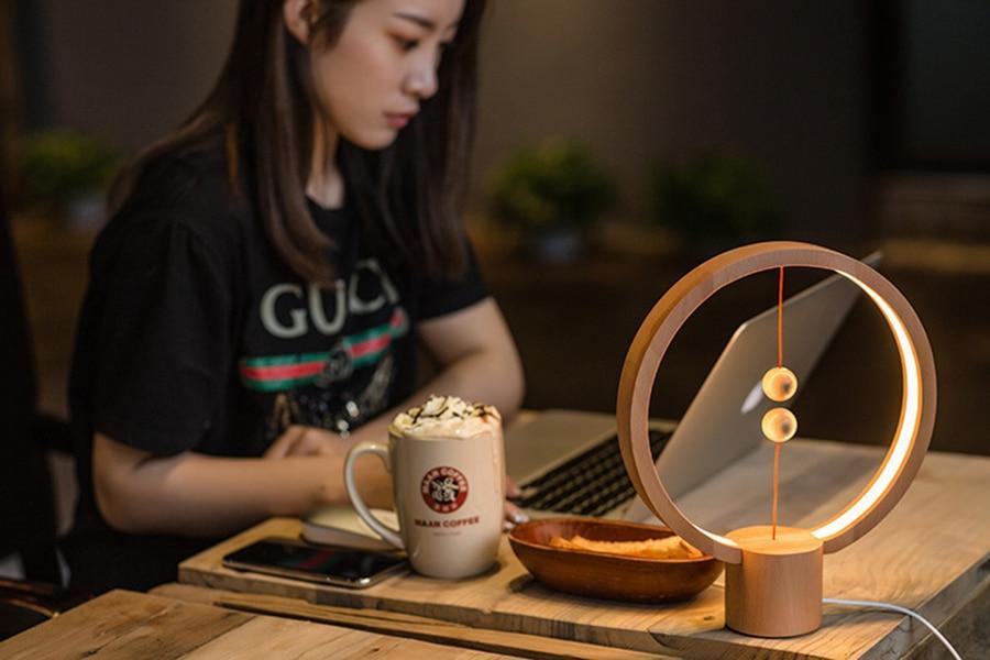 Tao - Moderne nordisk magnetisk balanse LED-lampe | Skanto