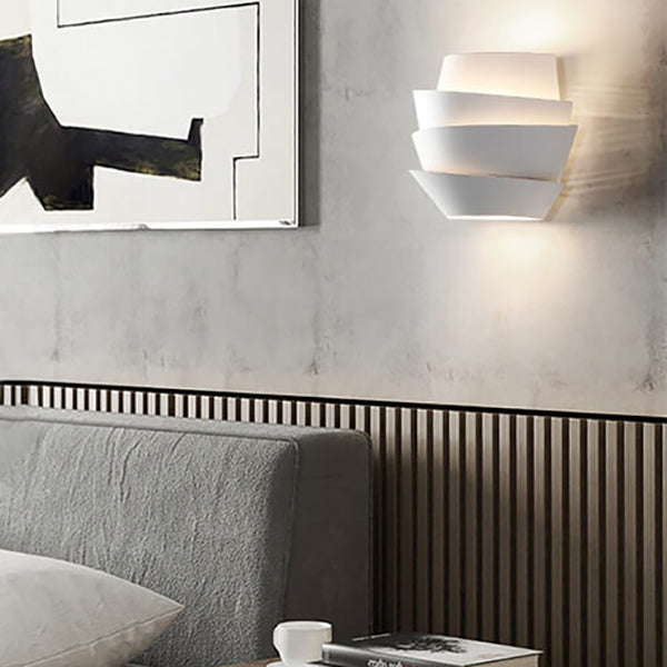 Skanto | Moderne jernvegglampe med dobbelt lys