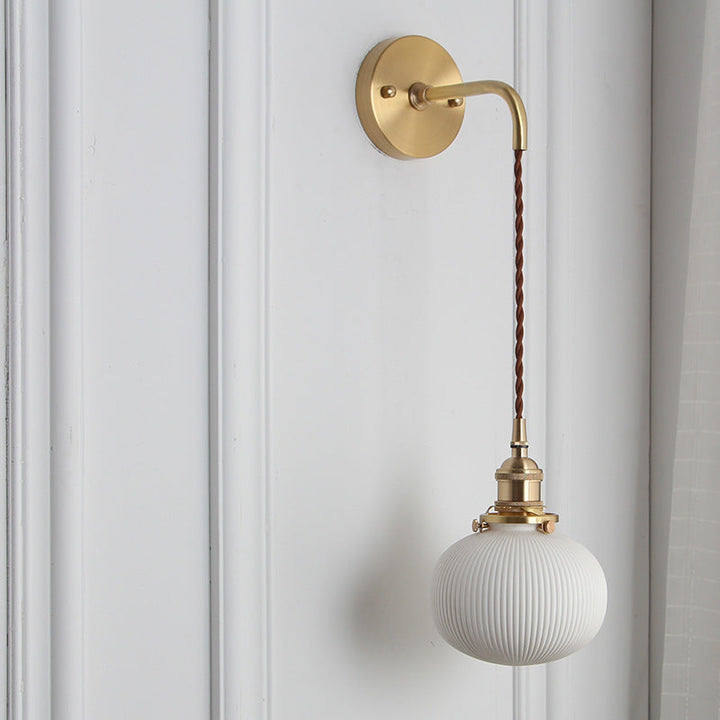 Skanto | Japansk Retro Minimalistisk Sylinder Oval Messing Lucite 1-Lys Vegglampe