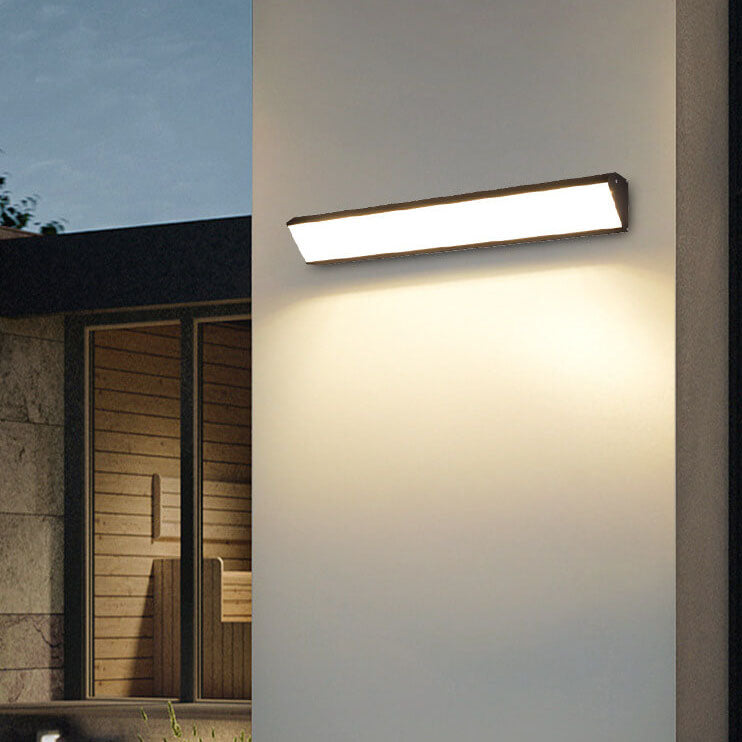 Moderne, lang LED-vegglampe for utendørs bruk, laget av aluminium og akryl, vanntett, med lang stang, for utendørs bruk