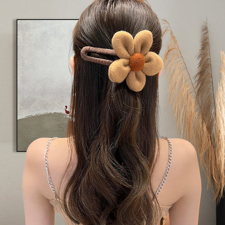 Elegant Plush Flower Hairpins Skanto